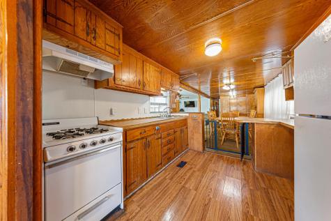 7008 Laura Lane Saint Peter MN 56082