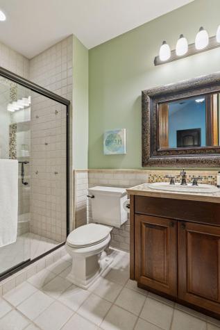 614 Hidden Creek Trail Mendota Heights MN 55118