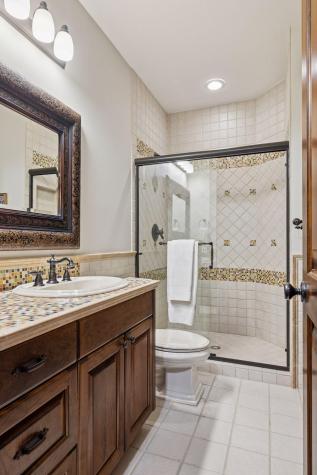 614 Hidden Creek Trail Mendota Heights MN 55118