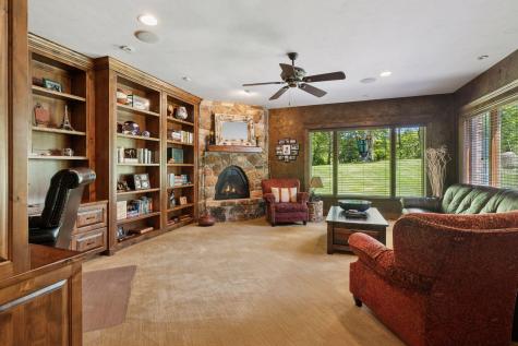 614 Hidden Creek Trail Mendota Heights MN 55118