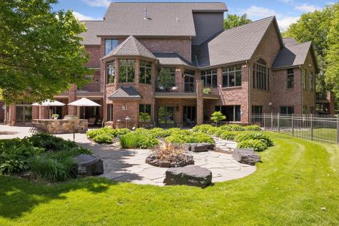 614 Hidden Creek Trail Mendota Heights MN 55118