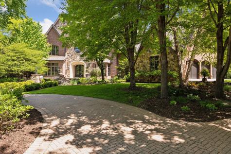 614 Hidden Creek Trail Mendota Heights MN 55118