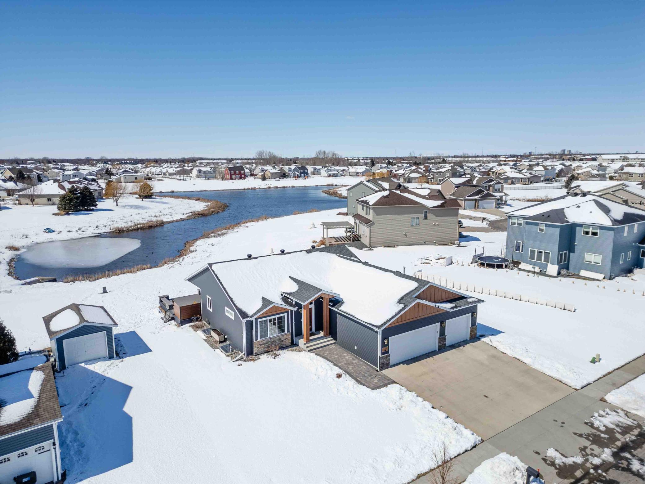 3825 16th Street S Moorhead MN 56560