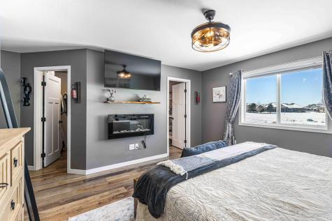 3825 16th Street S Moorhead MN 56560