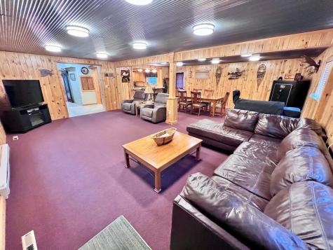 5713 Crane Lake Road Buyck MN 55771