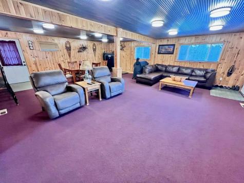 5713 Crane Lake Road Buyck MN 55771