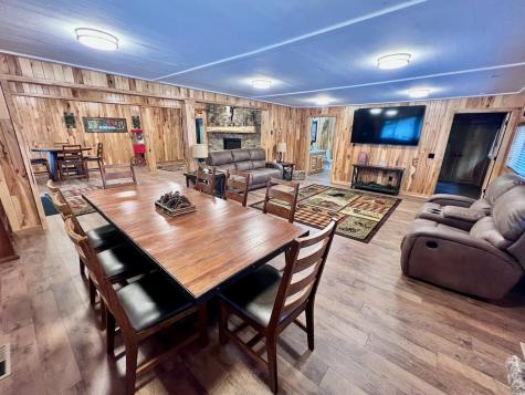 5713 Crane Lake Road Buyck MN 55771
