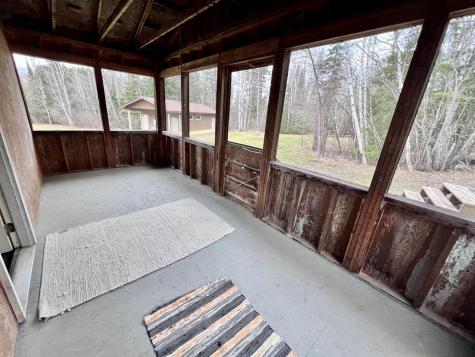 5713 Crane Lake Road Buyck MN 55771