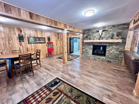 5713 Crane Lake Road Buyck MN 55771