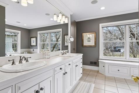 8662 Great Waters Alcove Eden Prairie MN 55347