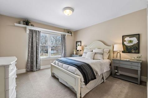 8662 Great Waters Alcove Eden Prairie MN 55347