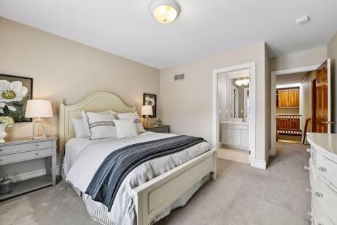 8662 Great Waters Alcove Eden Prairie MN 55347