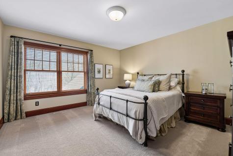 8662 Great Waters Alcove Eden Prairie MN 55347