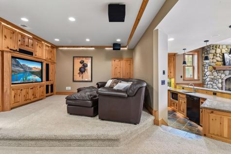 8662 Great Waters Alcove Eden Prairie MN 55347