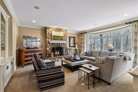 8662 Great Waters Alcove Eden Prairie MN 55347