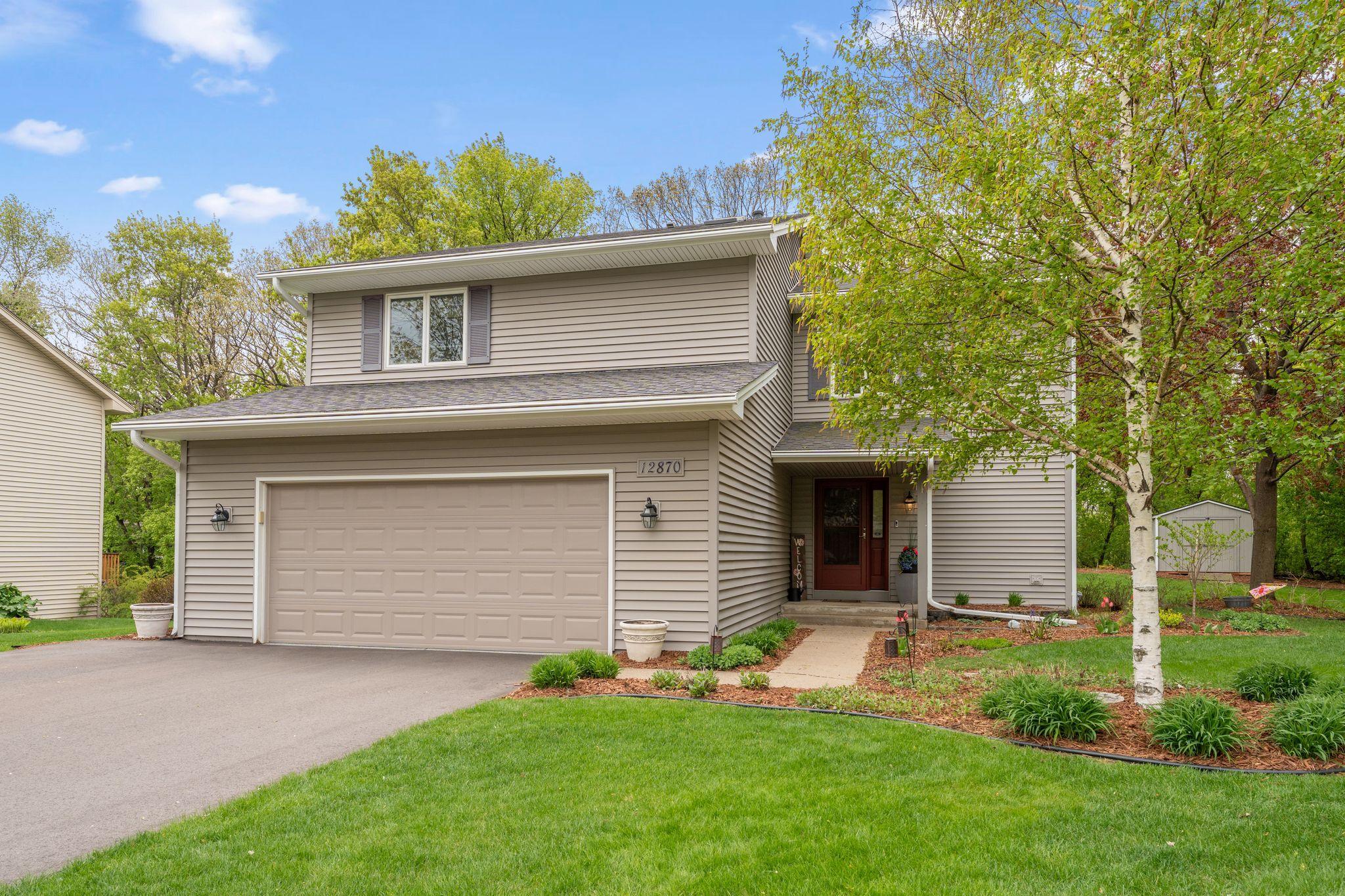 12870 Essex Way Apple Valley MN 55124