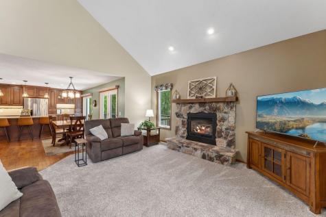 12870 Essex Way Apple Valley MN 55124