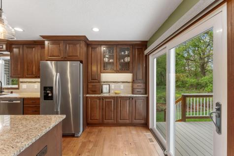12870 Essex Way Apple Valley MN 55124