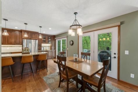 12870 Essex Way Apple Valley MN 55124