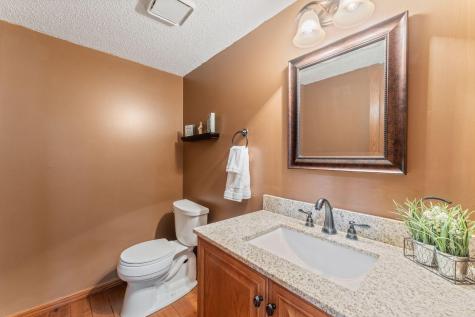 12870 Essex Way Apple Valley MN 55124