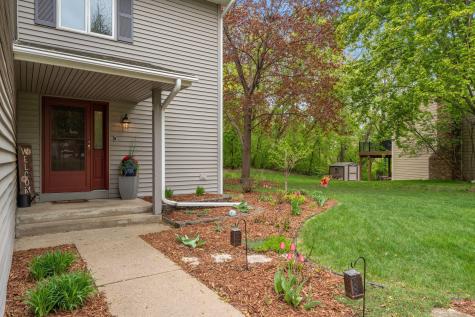 12870 Essex Way Apple Valley MN 55124