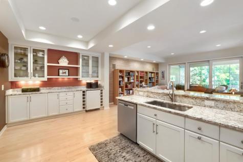 1340 Waterford Drive Golden Valley MN 55422