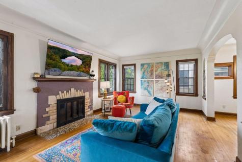 4011 Upton Avenue N Minneapolis MN 55412
