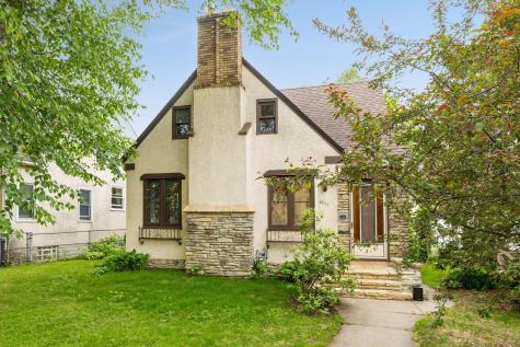 4011 Upton Avenue N Minneapolis MN 55412