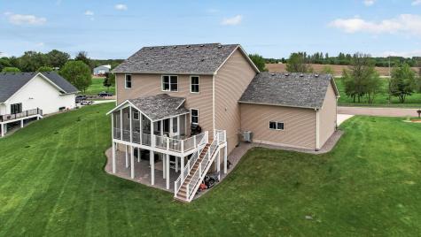 214 Cedar Lake Court New Prague MN 56071