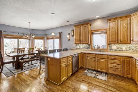 2334 Manuela Drive Chaska MN 55318