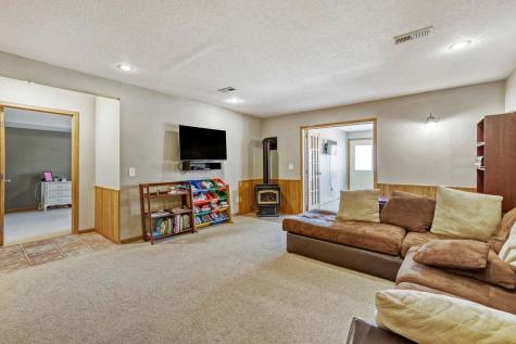 2334 Manuela Drive Chaska MN 55318