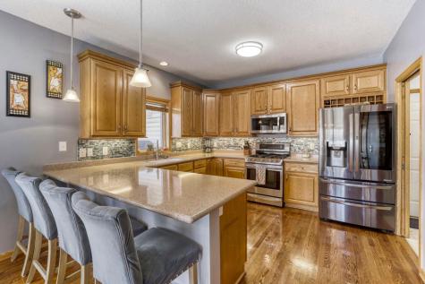 2334 Manuela Drive Chaska MN 55318
