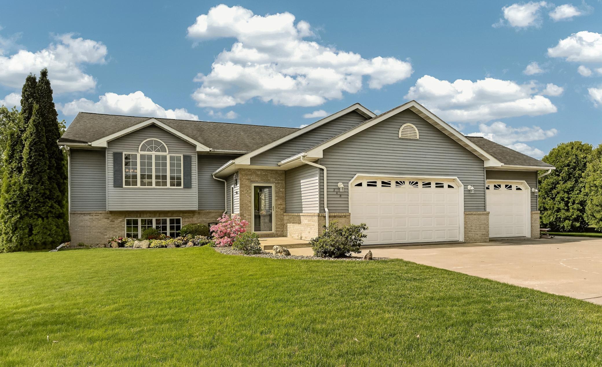 248 Brubaker Drive Saint Charles MN 55972