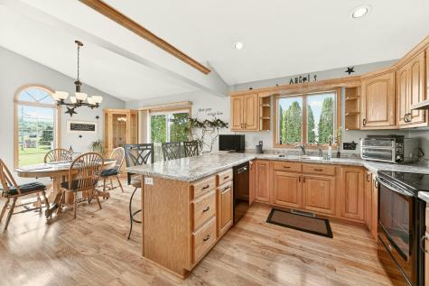 248 Brubaker Drive Saint Charles MN 55972