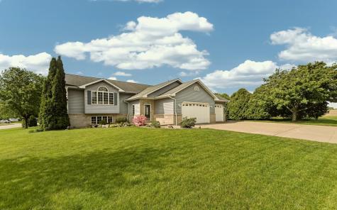 248 Brubaker Drive Saint Charles MN 55972