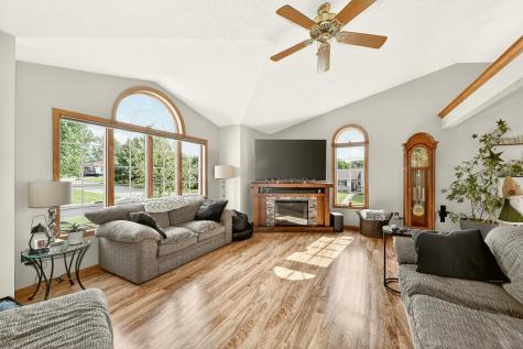 248 Brubaker Drive Saint Charles MN 55972