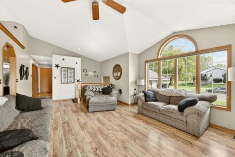 248 Brubaker Drive Saint Charles MN 55972