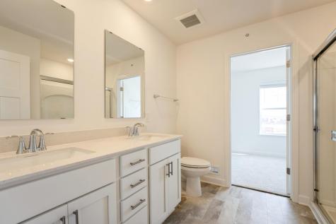 5345 Long Pointe Pass Woodbury MN 55129