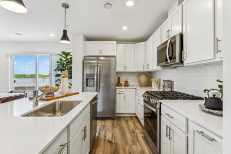 5345 Long Pointe Pass Woodbury MN 55129