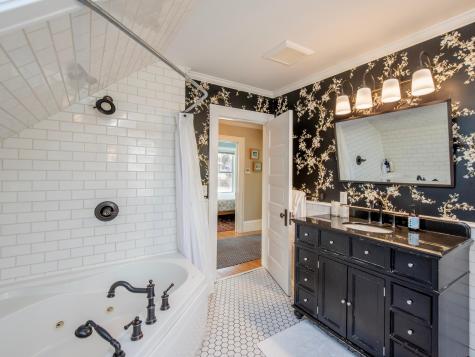 448 Thomas Avenue S Minneapolis MN 55405
