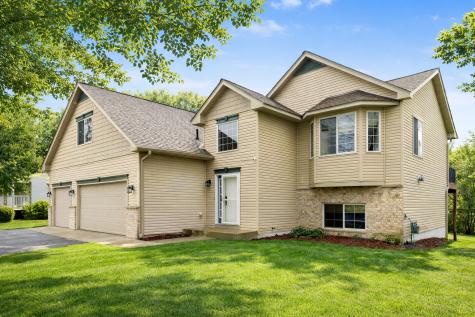 2102 Whitetail Run Buffalo MN 55313