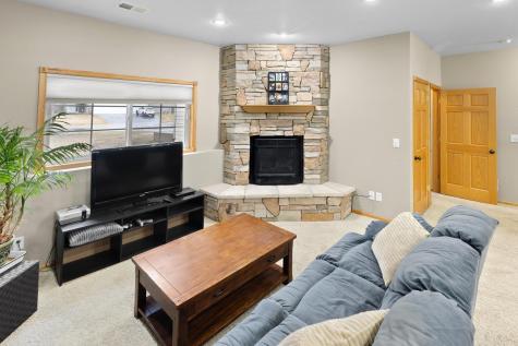 2102 Whitetail Run Buffalo MN 55313