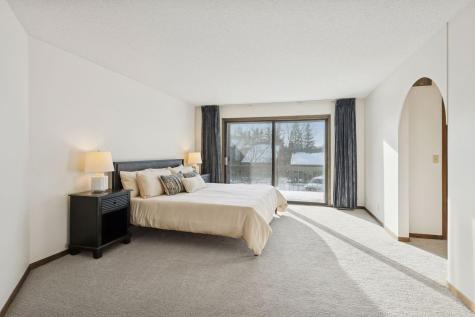 6066 Blake Ridge Road Edina MN 55436