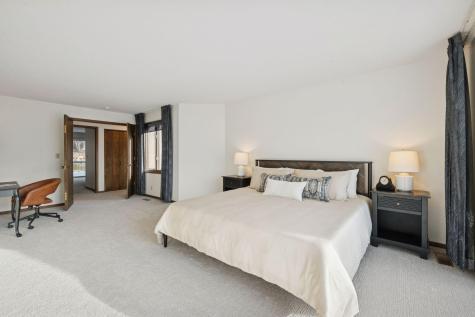 6066 Blake Ridge Road Edina MN 55436