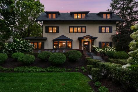 2204 W Lake Of The Isles Parkway Minneapolis MN 55405