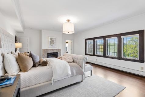 2204 W Lake Of The Isles Parkway Minneapolis MN 55405