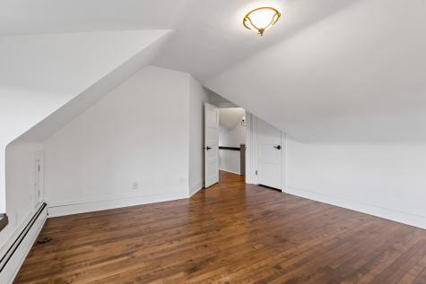2204 W Lake Of The Isles Parkway Minneapolis MN 55405