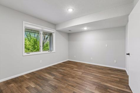 1691 Brueberry Lane Arden Hills MN 55112