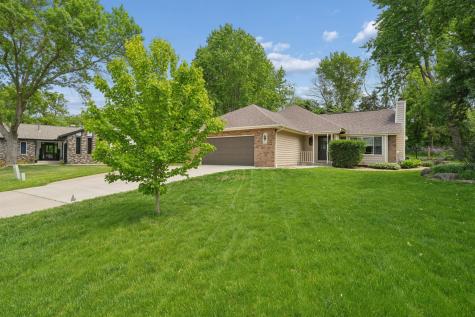 20524 Javelin Circle Lakeville MN 55044