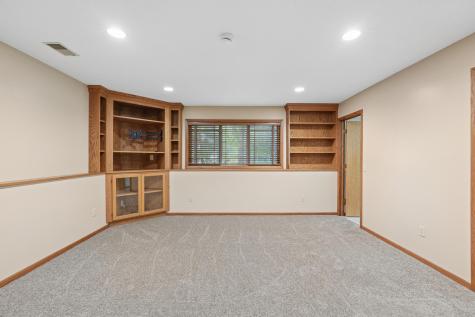 20524 Javelin Circle Lakeville MN 55044